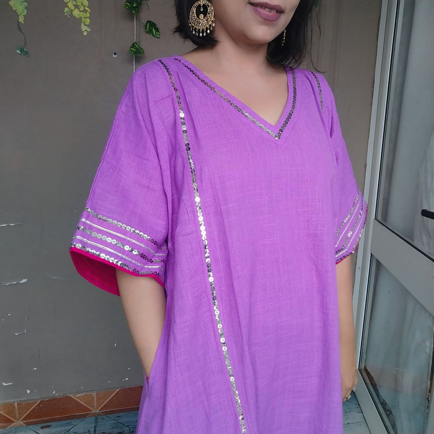 Chamak sequence work 5 colors (Monochrome)