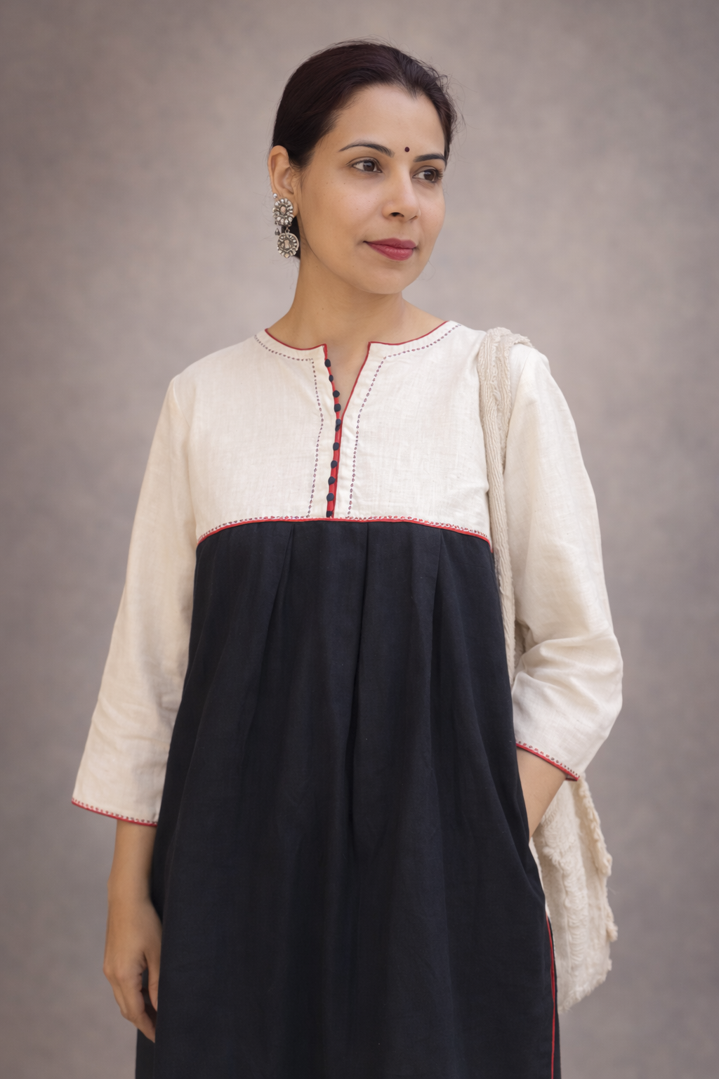 Aghani dhup chawn  cord set