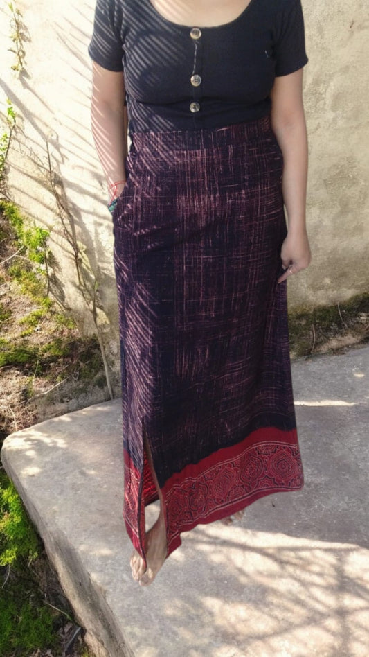 Maati ajrak pencil skirt