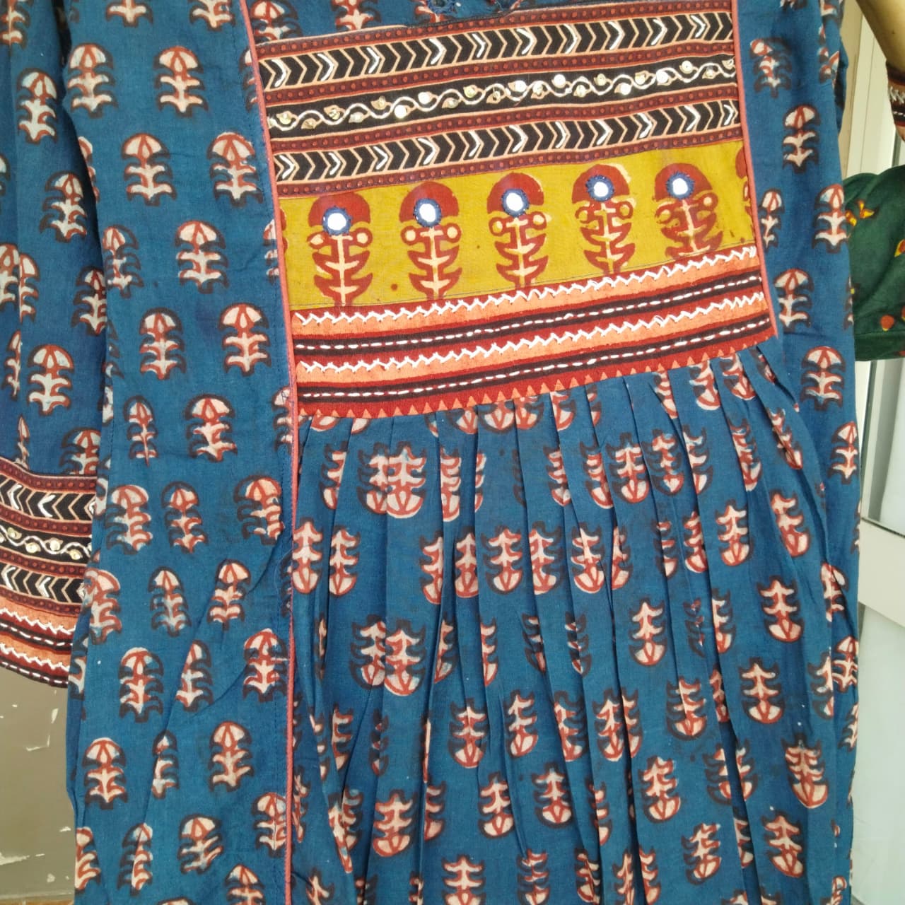 Dabu kurta with patch and mirror work ( 3 colors)