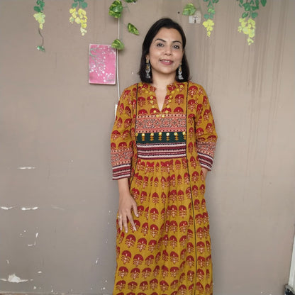 Dabu kurta with patch and mirror work ( 3 colors)