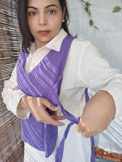 Desk to dinner power coord with lapel pin