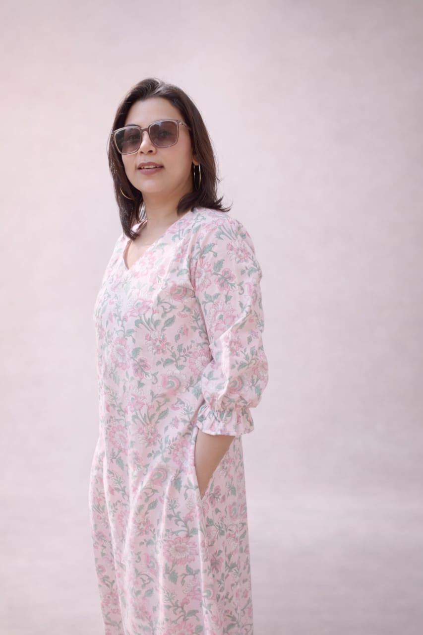 Print story gulab dress