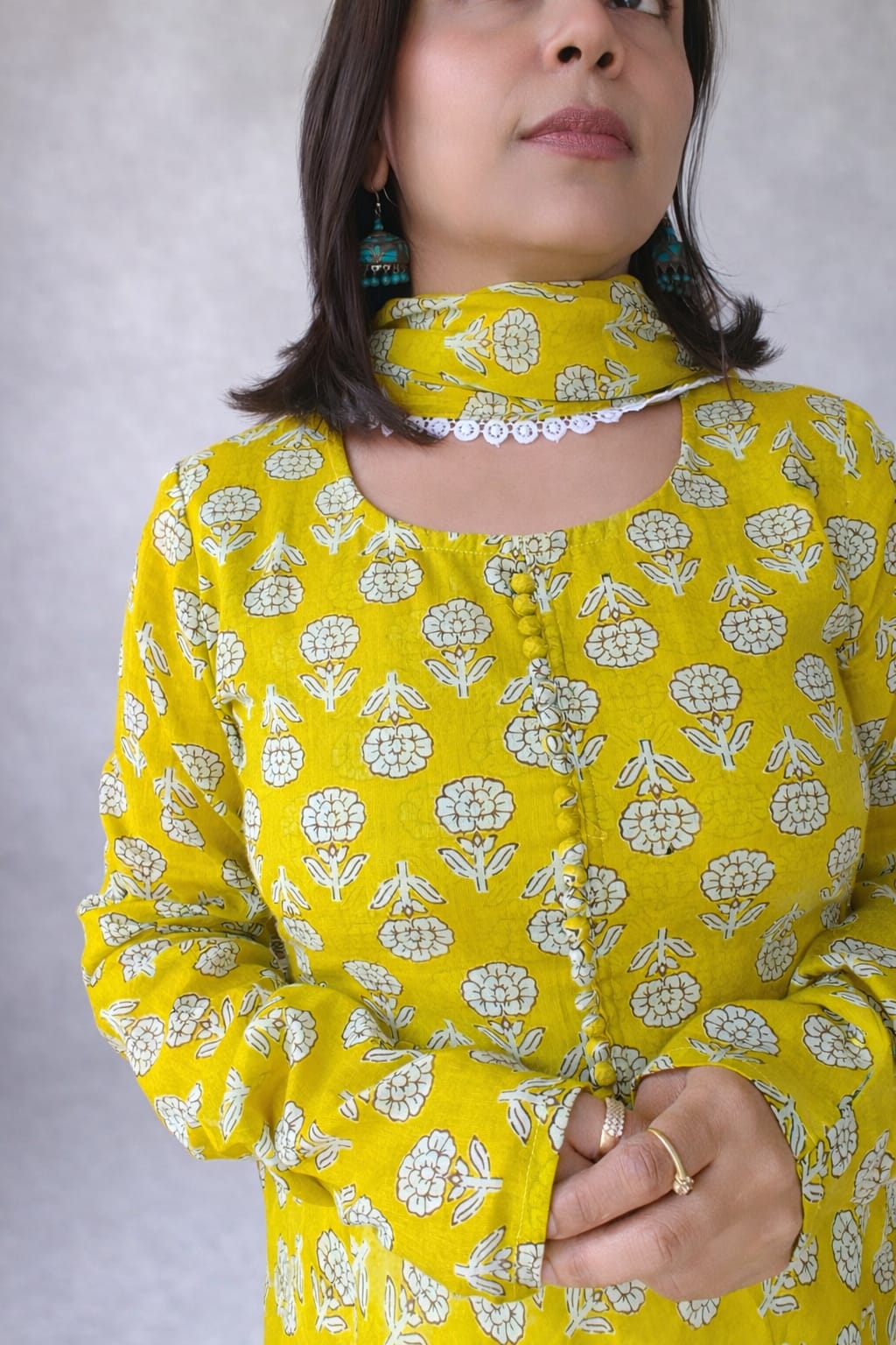 Print story yellow Dabu anarkali