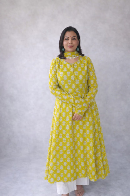 Print story yellow Dabu anarkali