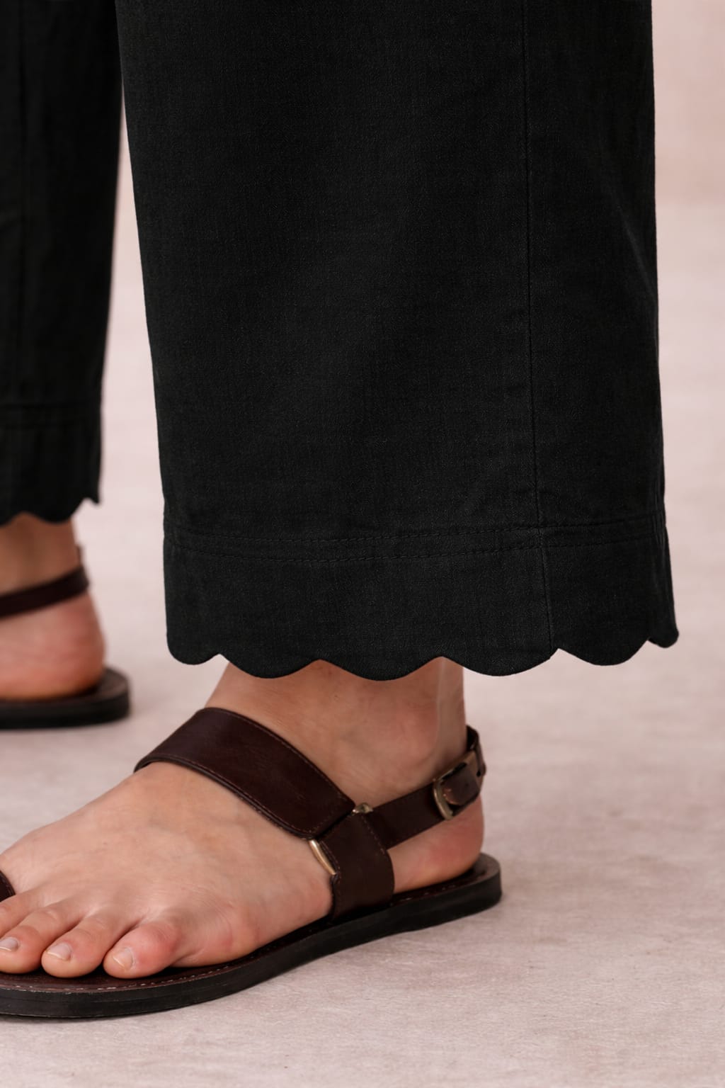 100% cotton scallop pants