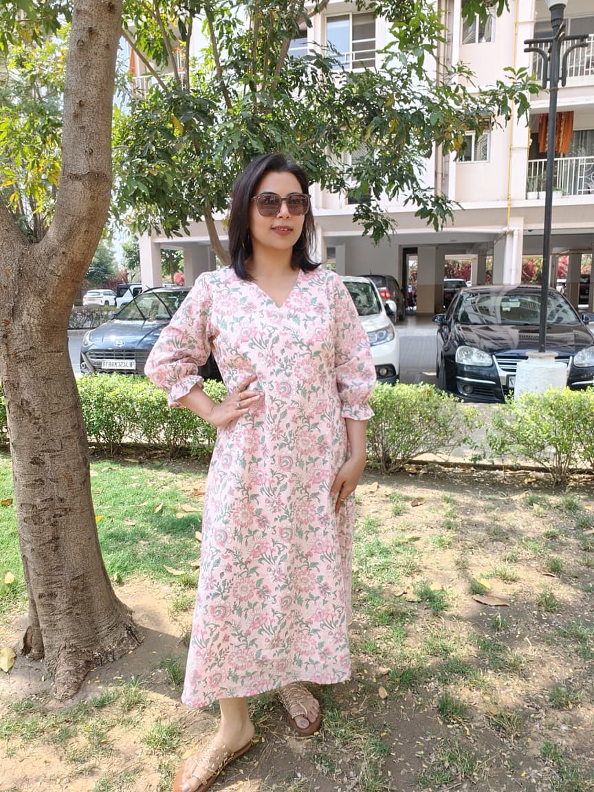 Print story gulab dress