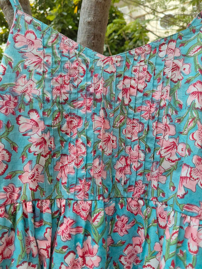 Print story neel dress