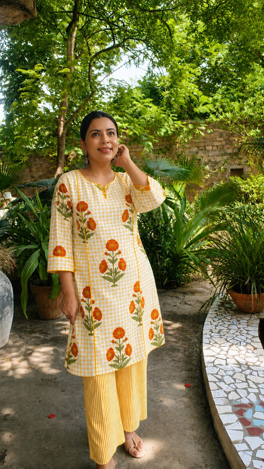 Mughal boota pant set
