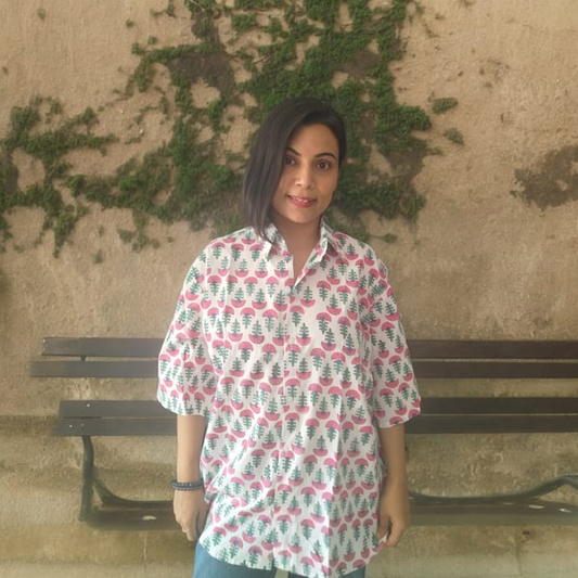 Anti fit oversize shirts (pink motifs)