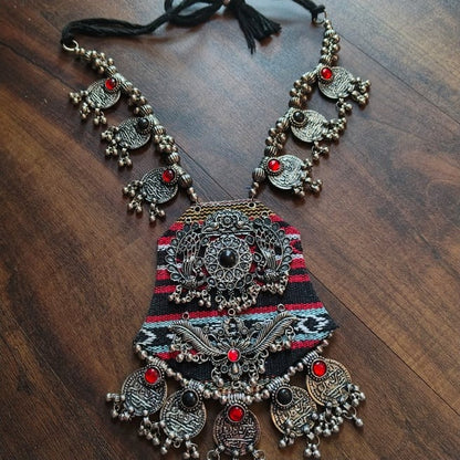 Long fabric necklace ( Black)