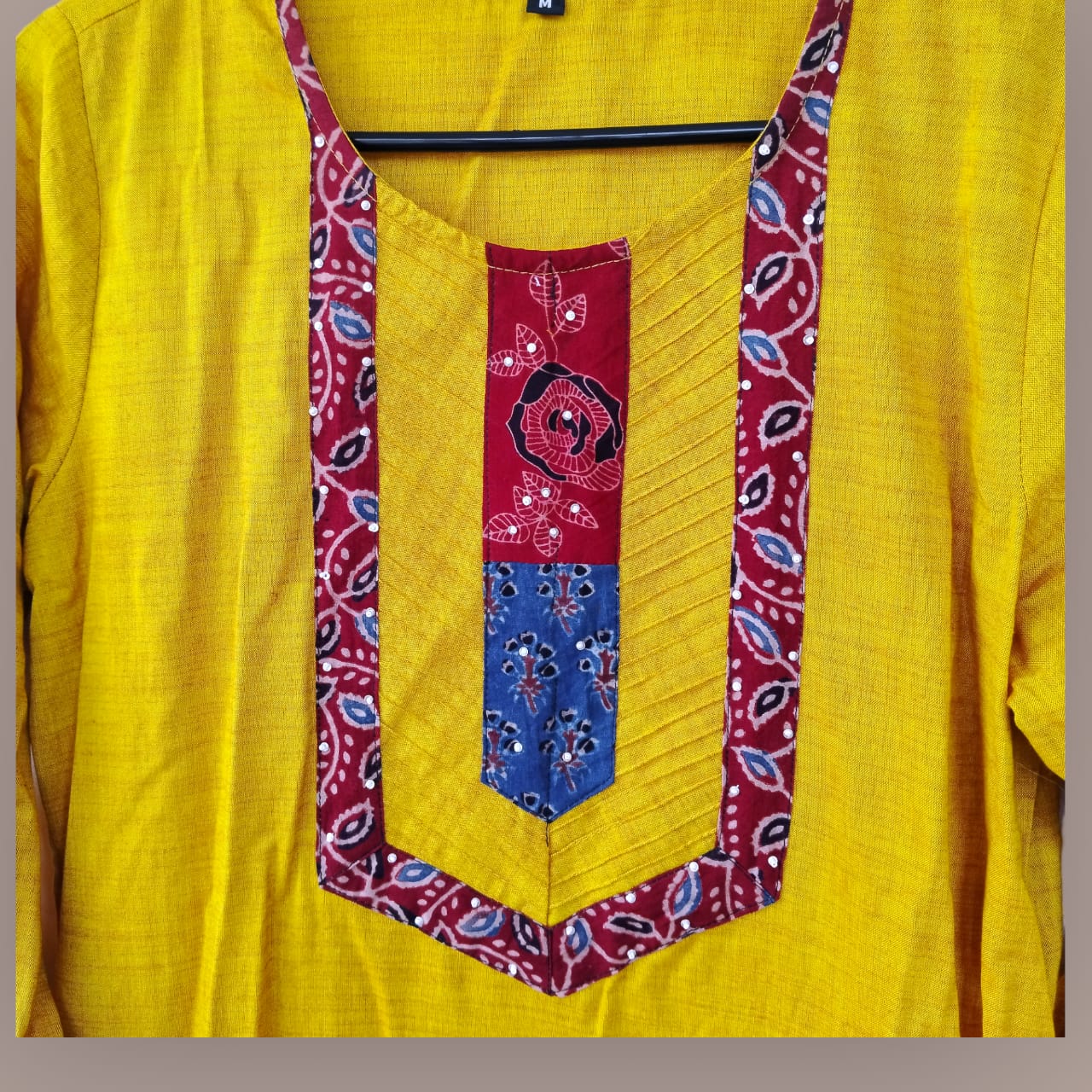 Cotton suit with ajrak details (yellow)