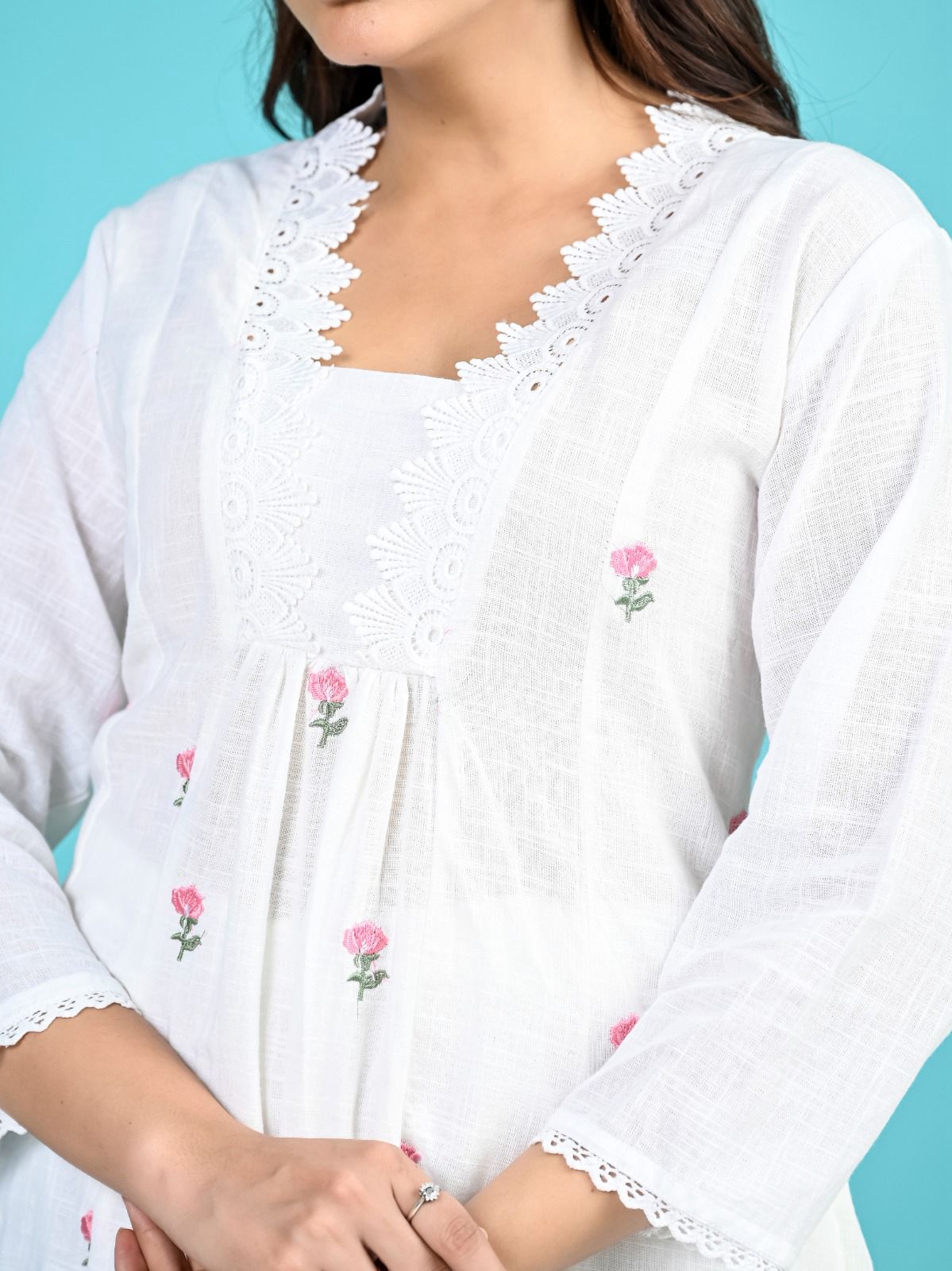 Cotton embroidery 2 piece set ( white )